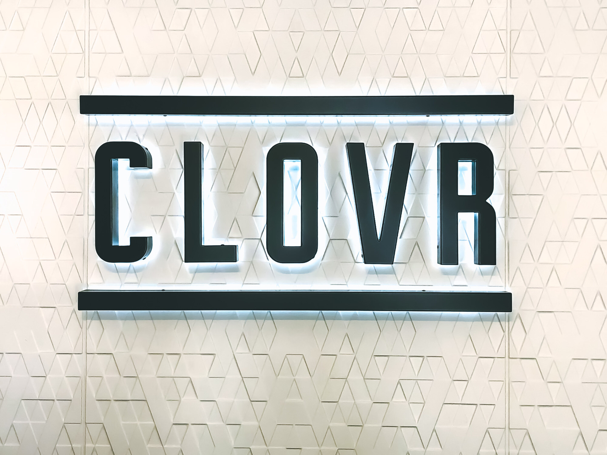 clovr sign