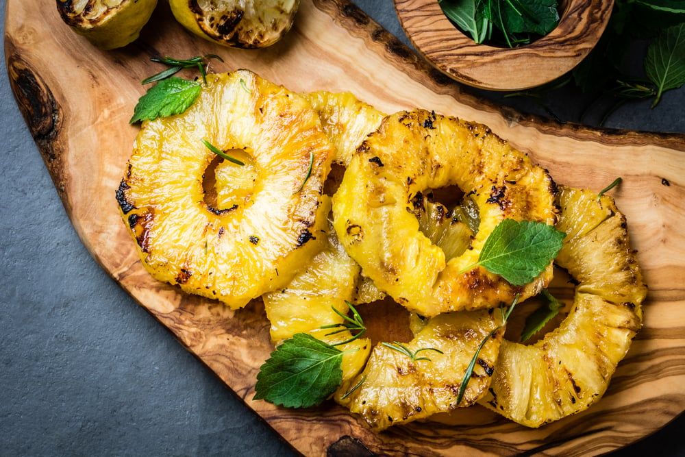Grilled pineapple slices
